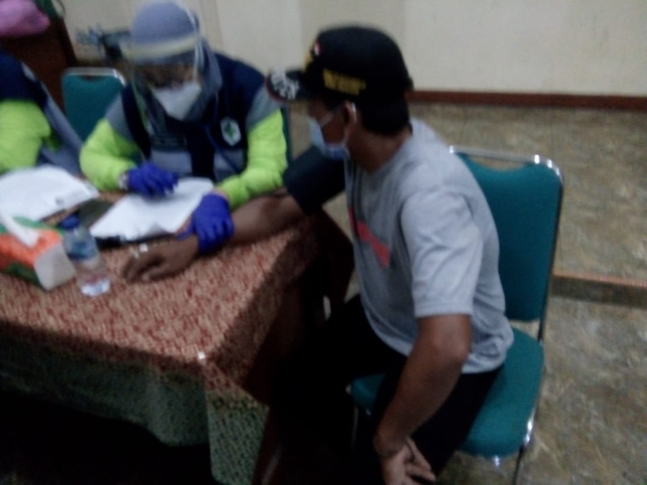 Desa Ciherang Laksanakan Vaksinasi Covid Tahap Pertama