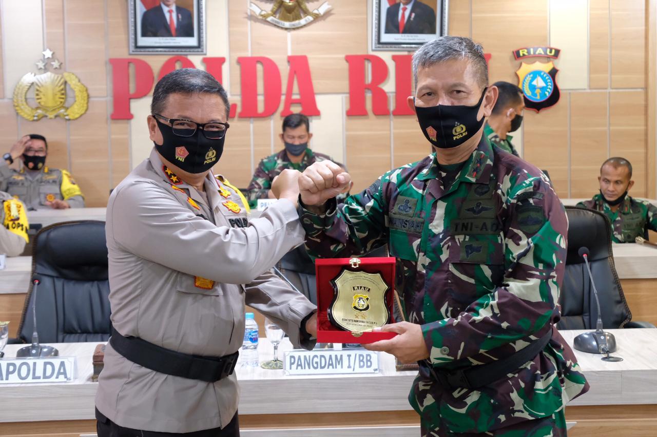Kesan dan Pesan Pangdam I/BB Saat Berkunjung Ke Mapolda Riau
