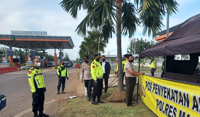 Pastikan Kesiapan Anggota, Kapolres Majalengka Polda Jabar Cek Tujuh Lokasi Pos Penyekatan