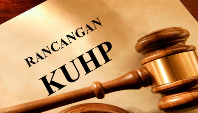 Dalam Draf RKUHP, Melakukan Perzinaan Diancam Penjara 1 Tahun