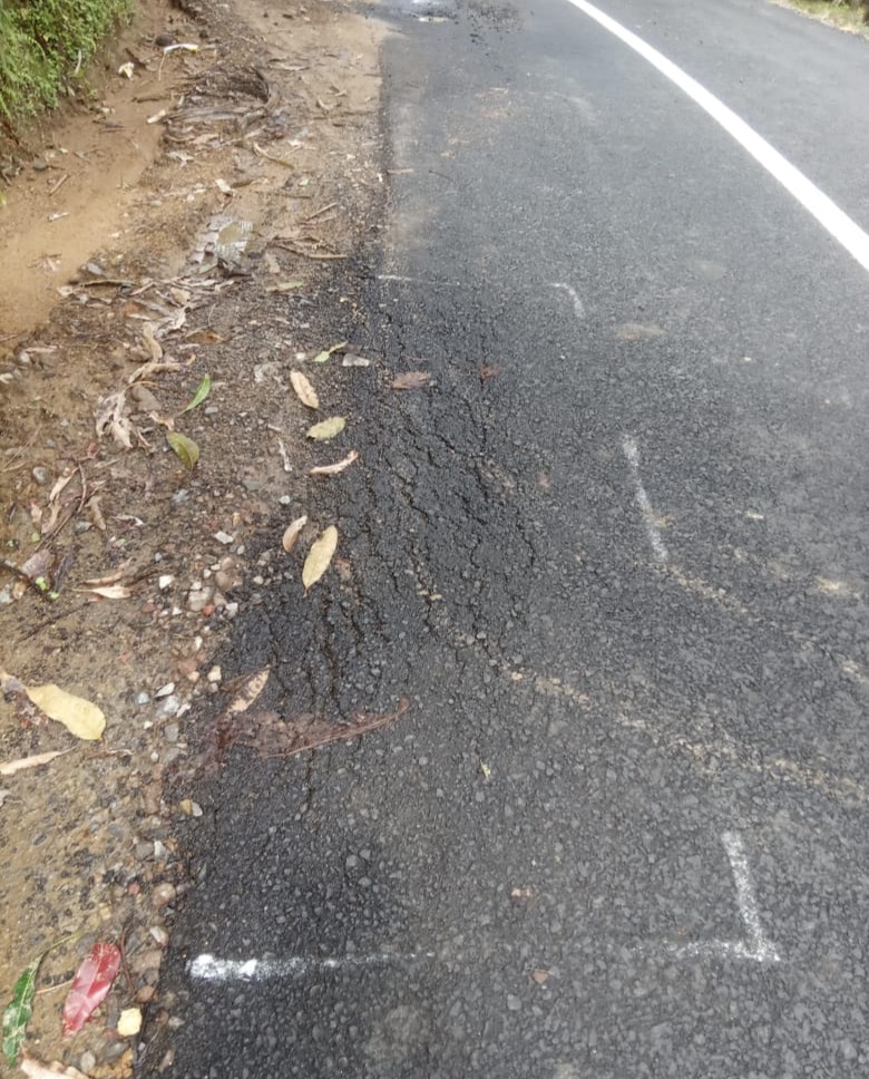 Pekerjaan Jalan Cikupa Karang Kamiri Ciamis, Dengan Anggaran Puluhan Miliyar Disinyalir Tak Sesuai Spesifikasi