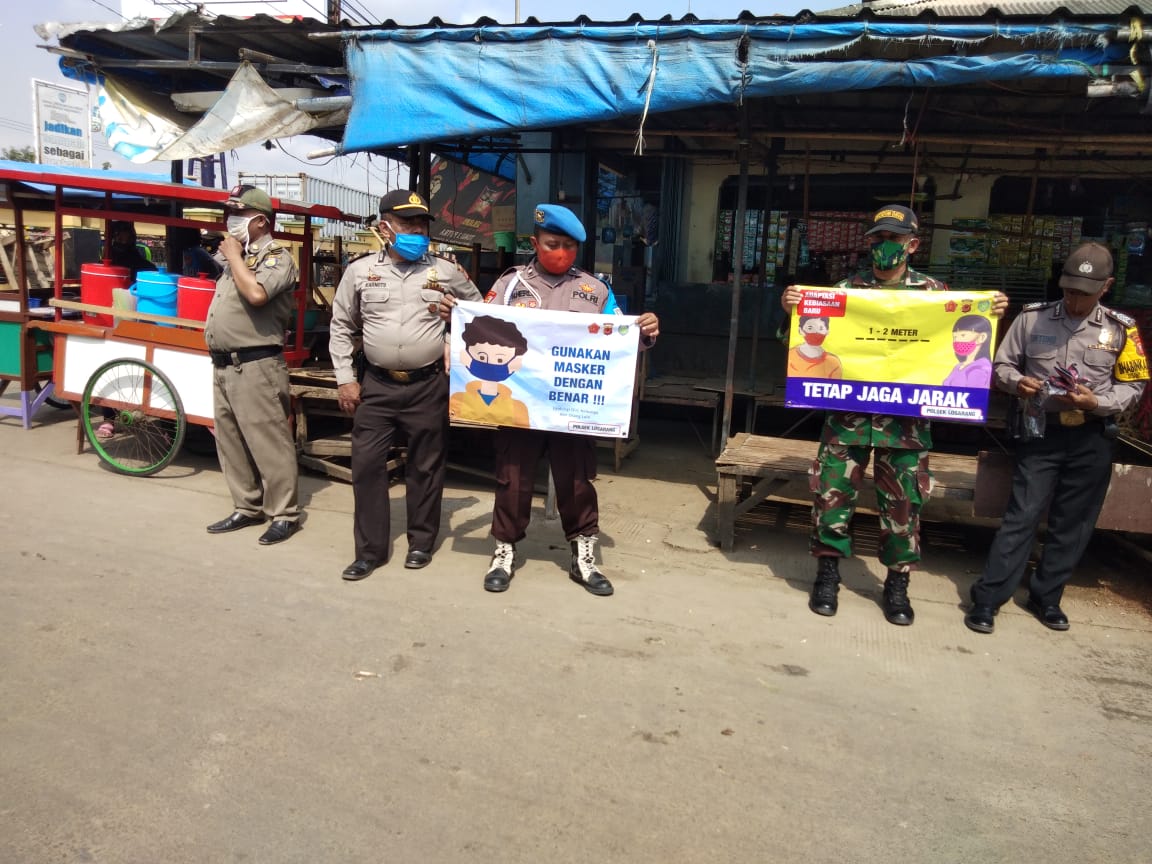 Polsek Losarang TNI dan Sat Pol PP Terus Gelar Ops Yustisi Secara Stationer dan Mobile