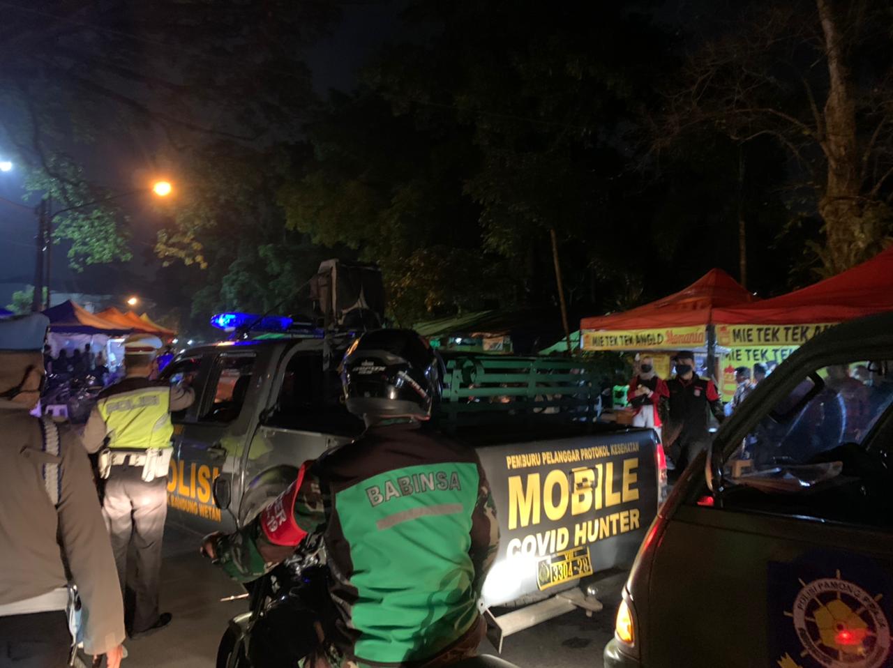 PPKM Skala Mikro Polrestabes Bandung Polda Jabar Himbau Warga dan Pelaku Usaha Patuh Prokes