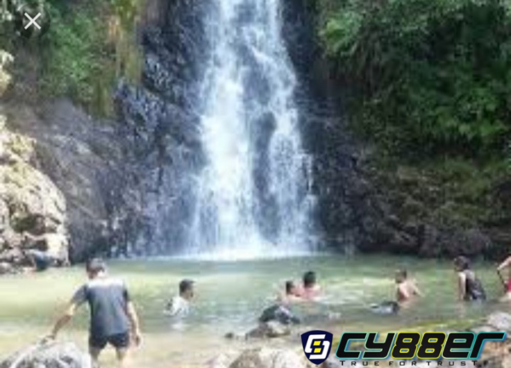 Keindahan dan Keunikan Curug Cimanik Majenang Yang Belum Tersentuh Pemerintah