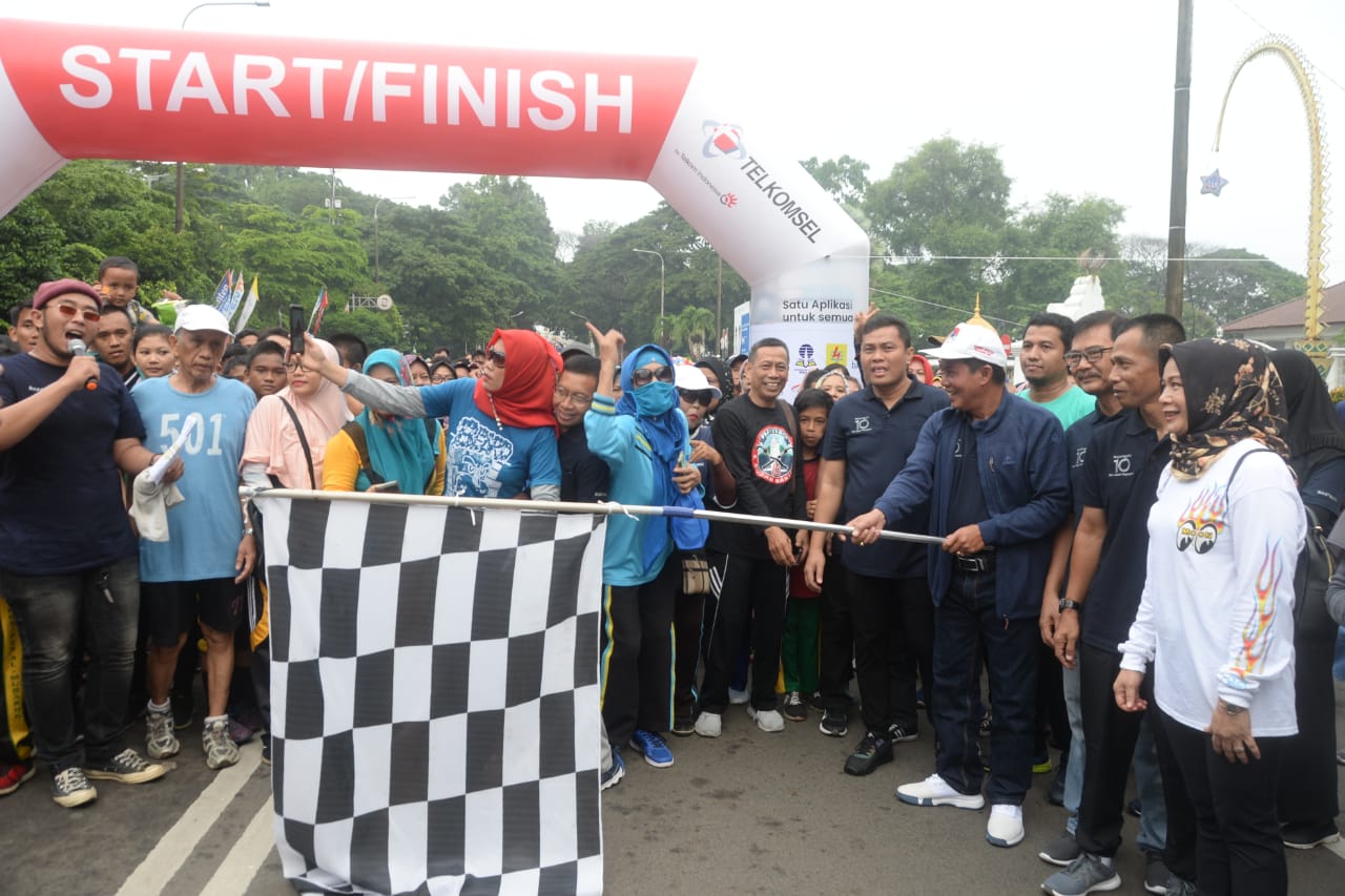 Meriahnya HUT Banten TV Ke-10 di Alun Alun Barat Kota Serang