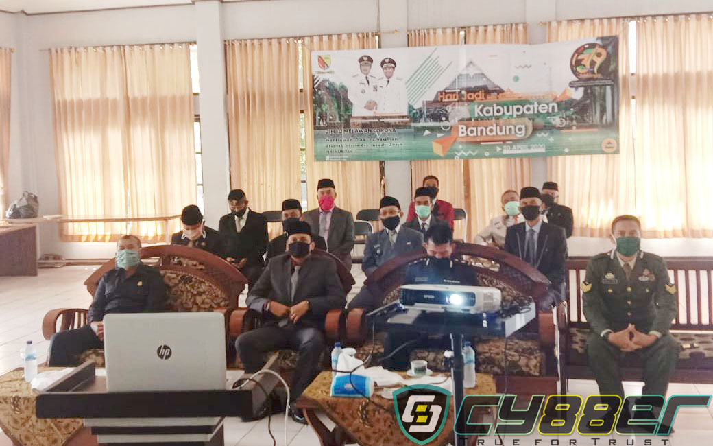 Pelaksanaan Peringatan Hari Jadi Kabupaten Bandung Yang ke, 379 di Kecamatan Banjaran Melalui Video Conference