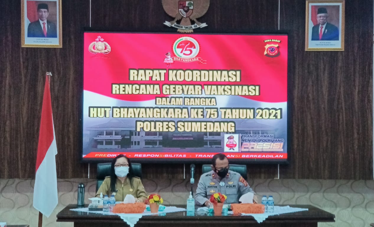 HUT Bhayangkara Ke-75, Polres Sumedang Laksanakan Gebyar Vaksinasi