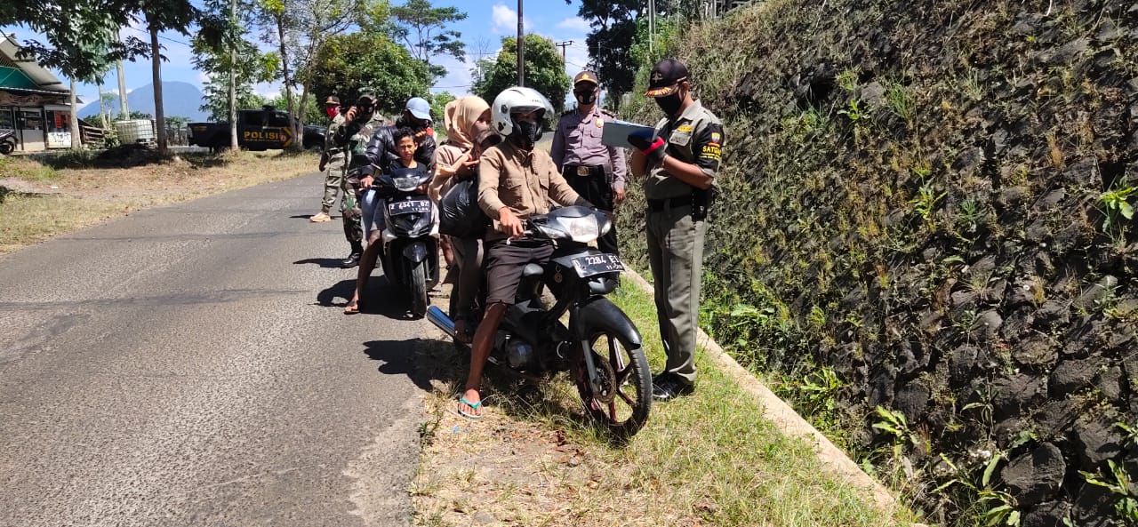Tak Kenal Lelah Lagi..!! Polsek Pamulihan Menggelar Ops Yustisi