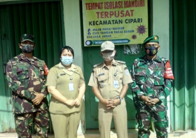 Satgas Covid Kecamatan Cipari Tinjau Tempat Isolasi Mandiri