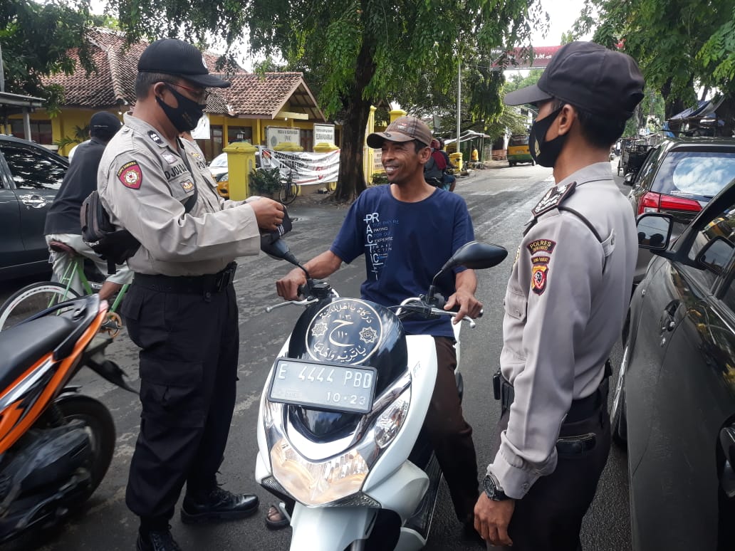 13 Pelanggar Terkena Razia Masker, Pada Ops Yustisi Yang di Gelar Polsek Indramayu