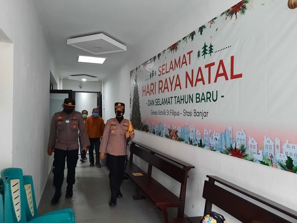 Kapolres Banjar Melaksanakan Pengecekan ke Gereja-Gereja Pada Awal Tahun 2021
