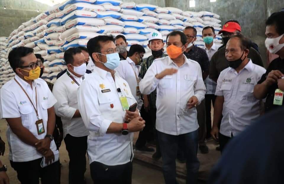 Sidak Gudang Pupuk, Mentan SYL Jamin Stok Pupuk Subsidi Aman