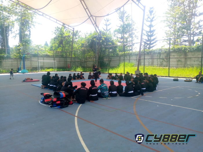 Putra Sindang Panon bersama Kimia Farma Banjaran Gelar Uji Tanding Pencak Silat