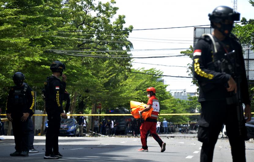 Pasca bom bunuh diri di Gereja Katedral Polresta Banyumas Perketat Pengamanan Gereja