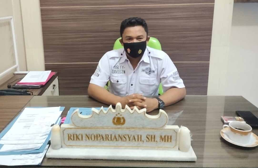 Tekab 308 Polres Mesuji Bersama Anggota Polsek Tanjung Raya Melakukan Evakuasi