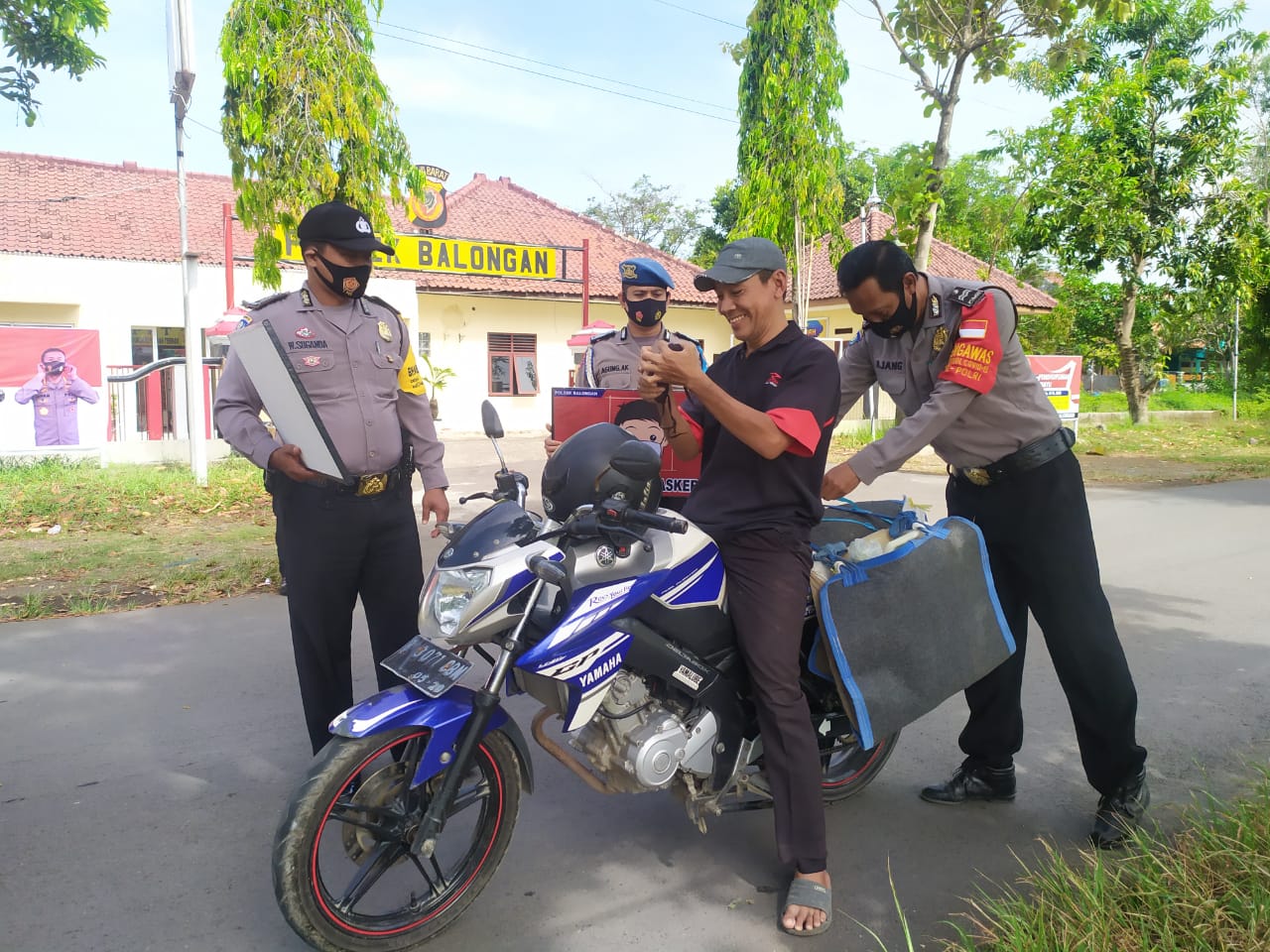 Cegah Covid-19, Polres Indramayu Bersama Tni Dan Satpol PP Sinergitas Gelar Ops Yustisi