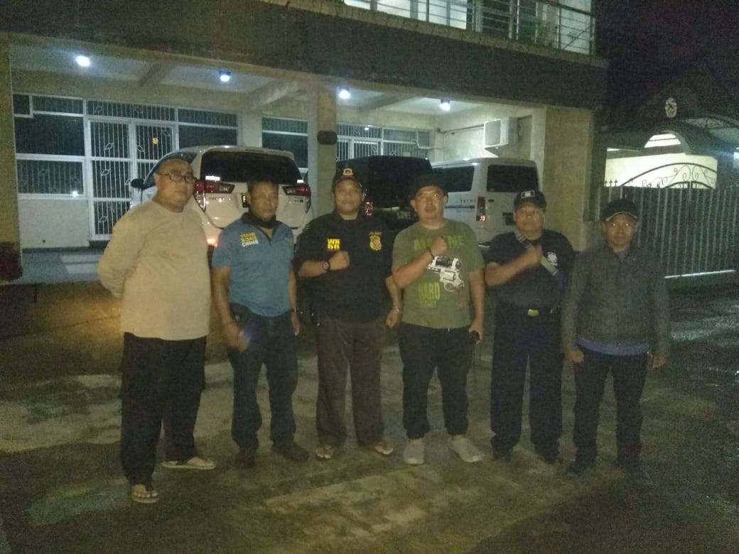 Anggota WN 88 Sub Unit 02 Bogor Bersama Anggota Polda Metro Jaya Membina Security Villa Mutiara Lido