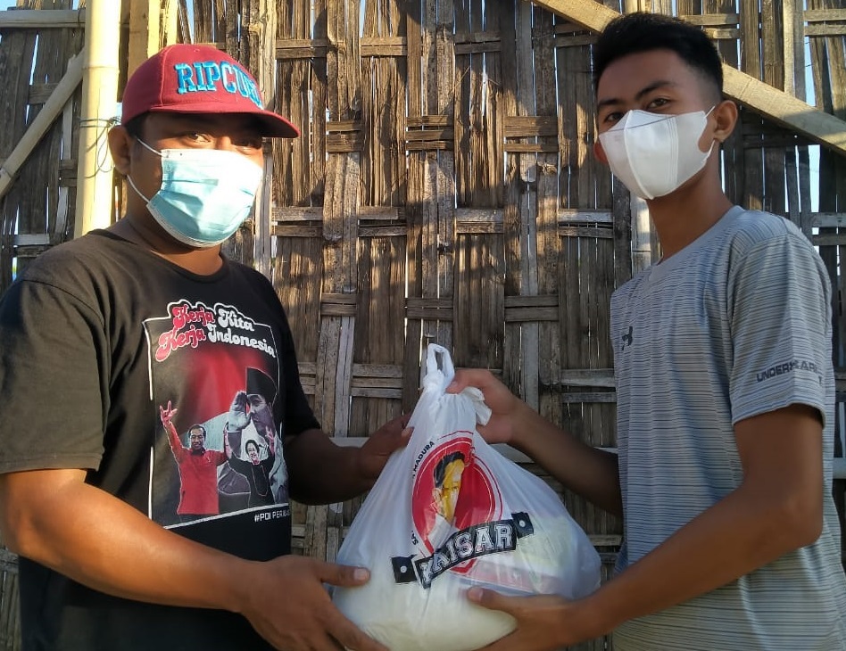 PDIP dan Said Abdullah Bagi-Bagi Sembako Gratis di Momen Idul Adha 1443 Hijriyah