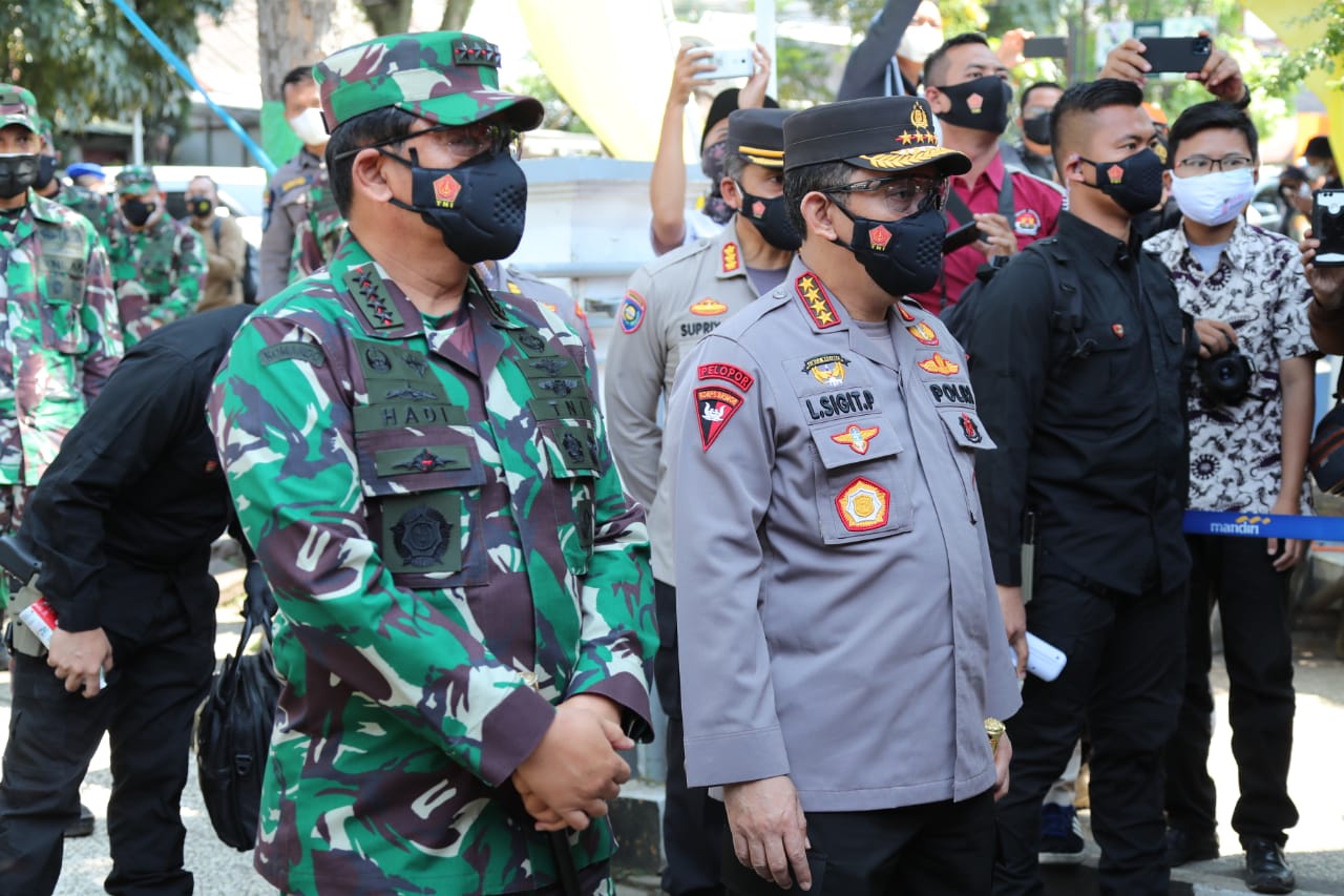 Sepanjang PPKM Darurat Hingga Berlevel, Polri Salurkan Bansos Sembako 723.773 Paket dan 3.863 Ton Beras 