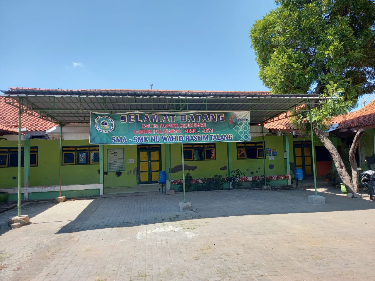 SMA NU Wahid Hasim Kabupaten Tegal Menyerahakan Ijazah Murid yang Belum Lunas 