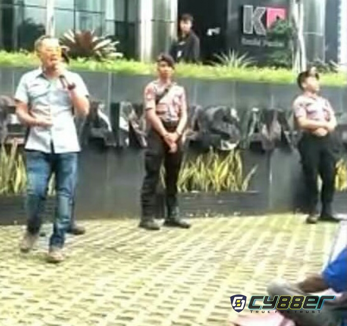 Dugaan Korupsi Betonisasi di Dua Kampung, Disorot LSM Ombak Banten