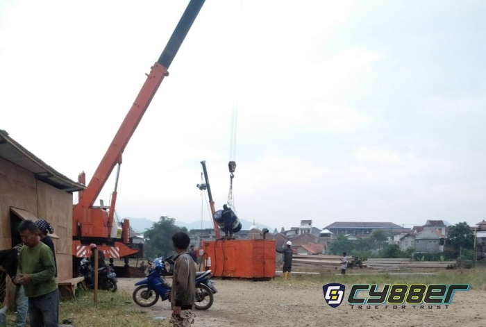 Proyek Pembangunan Pabrik di Cilampeni, Diduga Berjalan Tanpa Disertai Izin