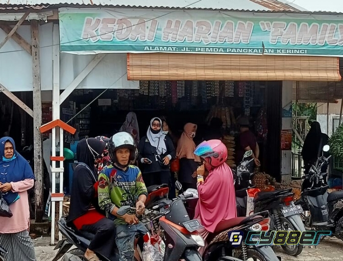 Warga Penerima PKM Dipaksa Beli Sembako di Warung Yang Ditunjuk