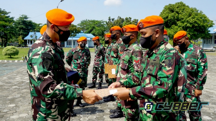Apel Pelepasan ke Kesatuan Baru Prajurit Arjuna Pulanggeni Paskhas 462 Lanud Roesmin Nurjadin
