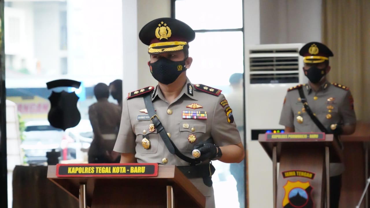 Dilantik Kapolda Jateng, AKBP Rahmad Hidayat,S.S Resmi Jabat Kapolres Tegal Kota