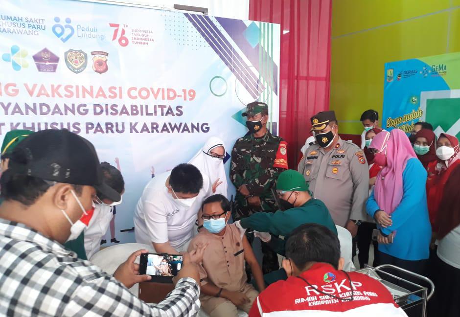 Polri Hadiri Launcing Vaksinasi Covid 19 bagi Penyandang Disabilitas 
