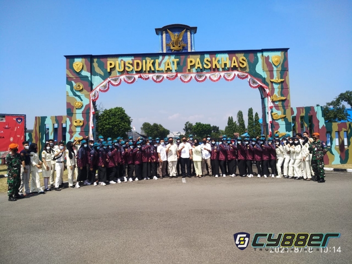 Tutup Pelatihan Paskibraka Kab Bandung Ini Pesan Danpusdiklat Paskhas