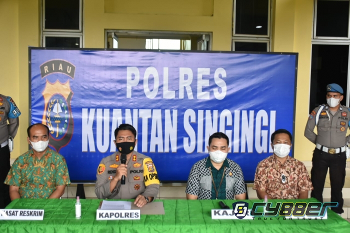 Rendra Oktha Dinata: Tidak Ada Unsur Pidana Terhadap Tiga Anak Penurun Bendera Merah Putih di Kuansing