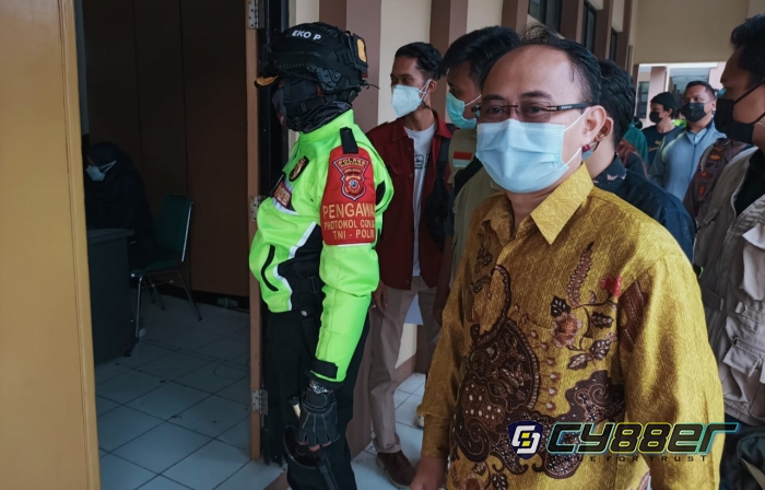 Kapolres Sumedang Tinjau Pelaksanaan Vaksinasi di Kampus UPI Sumedang