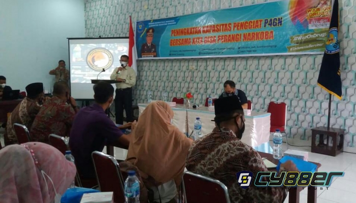 Polres dan BNNK Kuansing lakukan Bimtek P4GN Kepada Penggiat Pendidikan