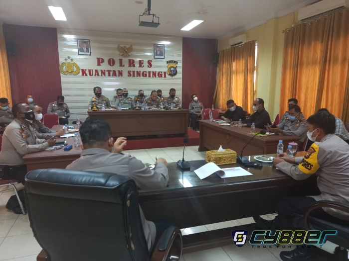 Rapat Analisa dan Evaluasi di Jajaran Polres Kuansing