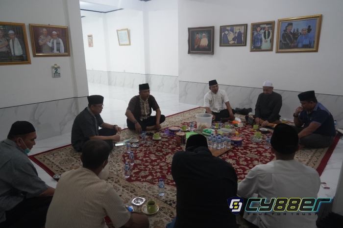 Danrem 064/MY Silaturahmi dan Ziarah ke Banten Lama Guna Tingkatkan Sinergitas dengan Ulama