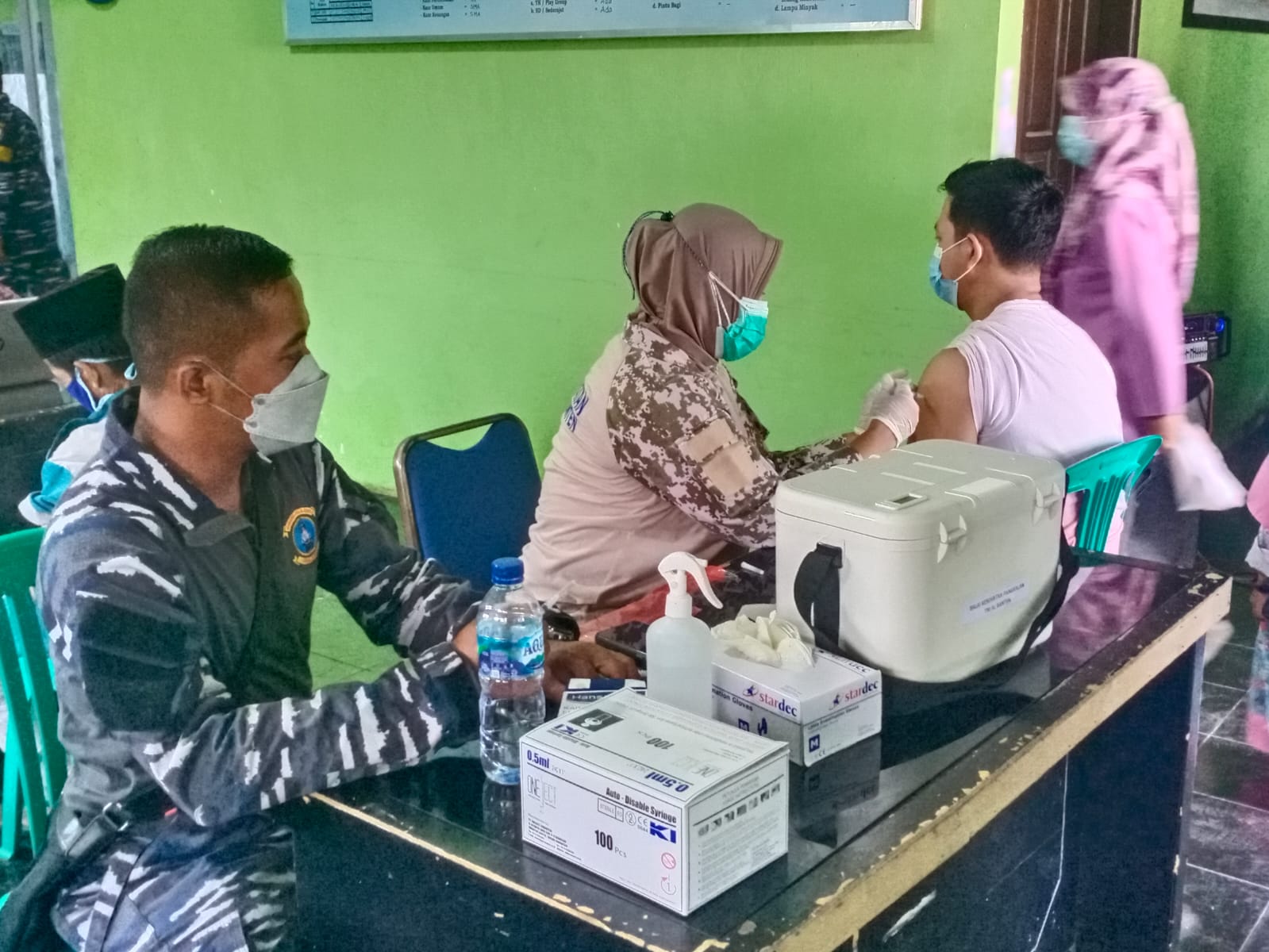 Vaksin Dosis ke-2 Untuk Masyarakat Maritim Pulau Panjang