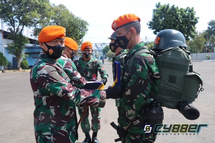 Danpusdiklat Paskhas Secara Resmi Membuka Kursus Jump Master A-26 dan Menutup Kursus Rudal QW-3 A-4