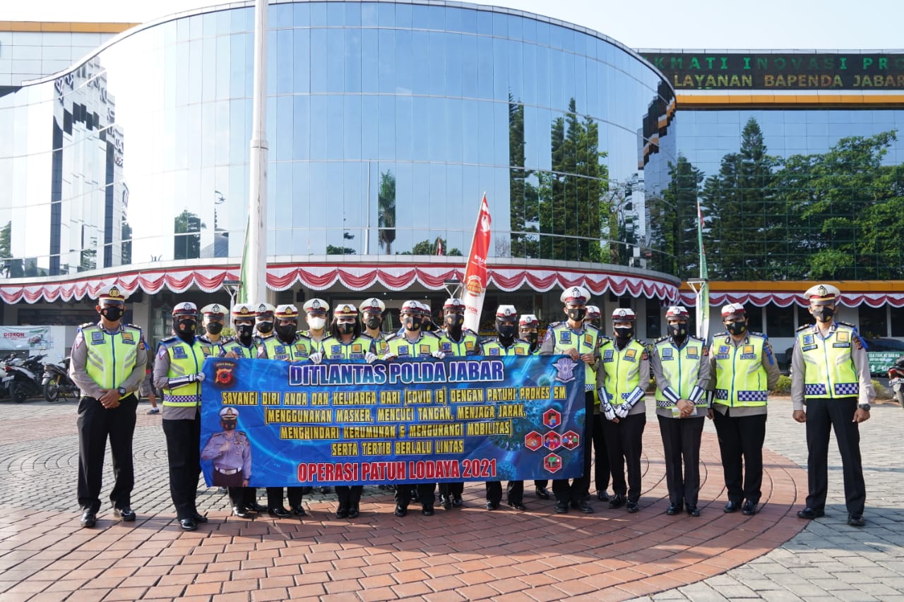 Direktorat Lalu Lintas Polda Jabar Gelar Apel Persiapan Ops Patuh Lodaya tahun 2021