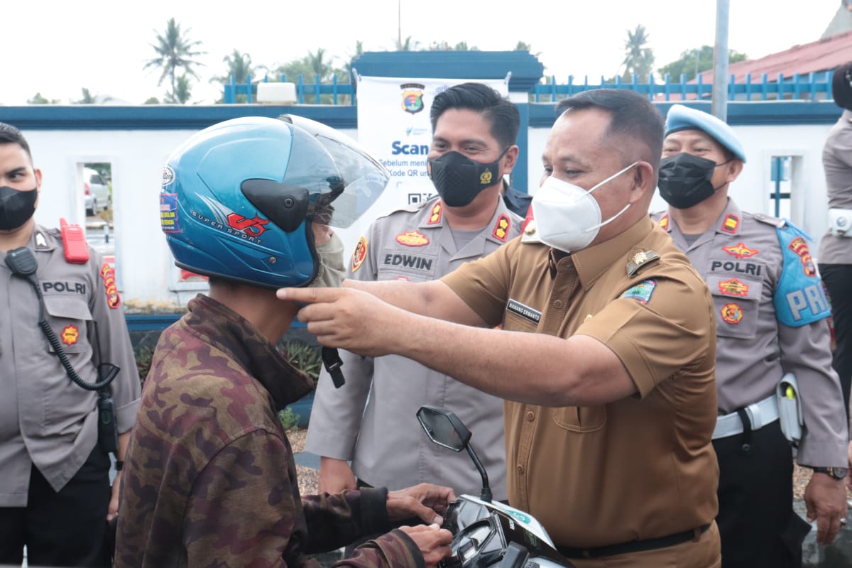 Bupati Bersama Kapolres Lamsel Pantau Operasi Patuh Krakatau 2021
