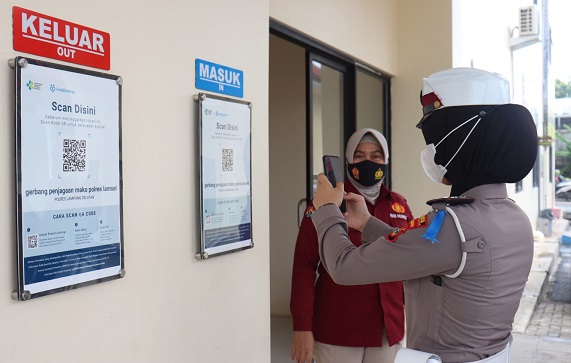 Masuk Polres Lamsel Harus Sudah Memiliki Aplikasi Peduli Lindungi