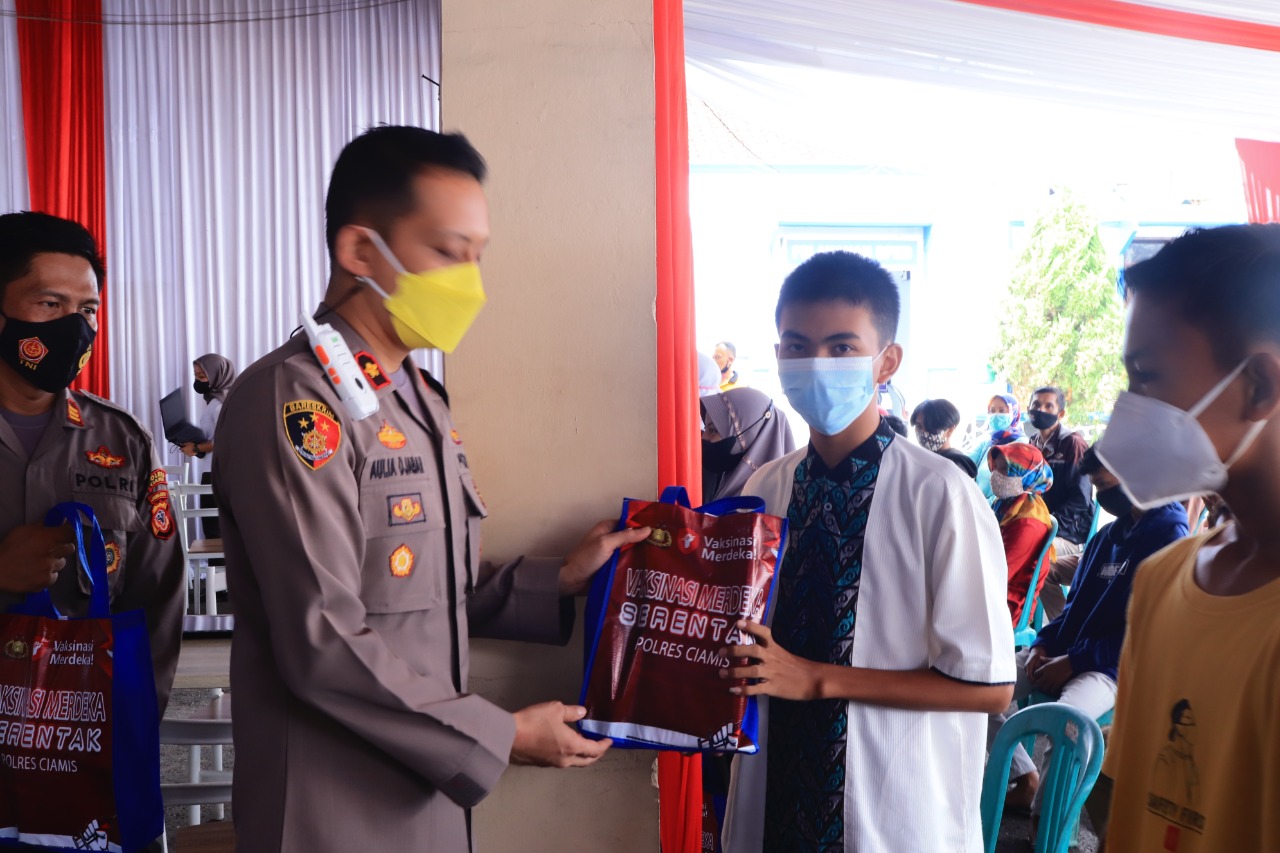 Polres Ciamis Kembali Gelar Vaksinasi Untuk Anak Yatim Piatu