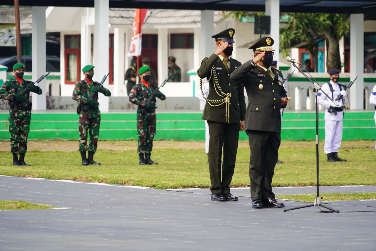 Danrem 064/MY : Pimpin Upacara Ziarah, Sambut HUT TNI Ke 76