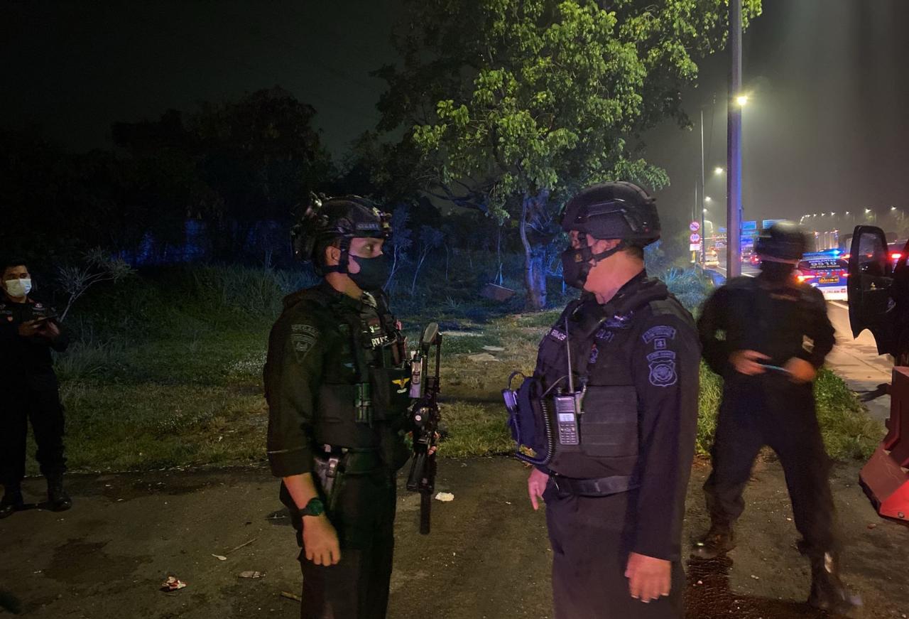 Gegana Sat Brimob Polda Jabar Targetkan Pengawalan Vaksin Merata