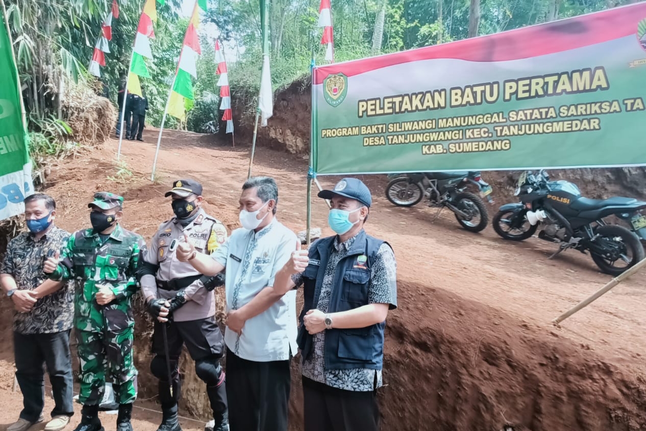 Kapolres dan Dandim 0610 Sumedang, Hadiri Pembukaan BSMSS di Dusun Sindang