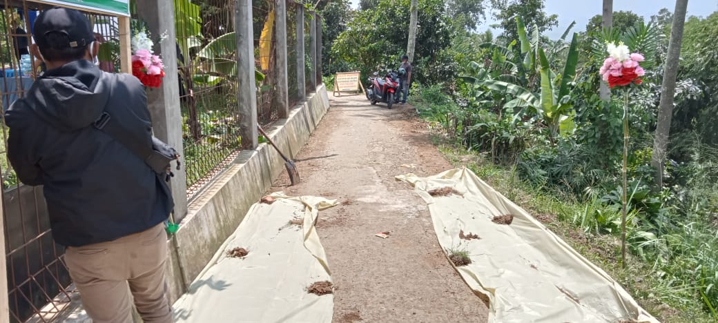 Pemdes Ciadeg Betonisasi Jalan Gunakan Anggaran Samisade 