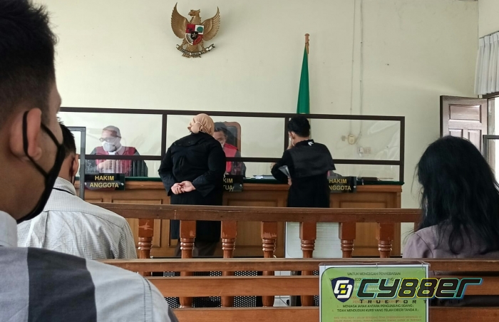 Cinta Terlarang Sehingga Buat Orang Tua Cewek Murka