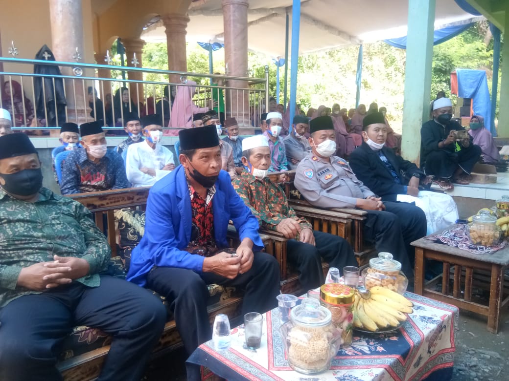 KBO Sat Binmas Hadiri Peringatan Maulid Nabi di Wilayah Kecamatan Banjaran