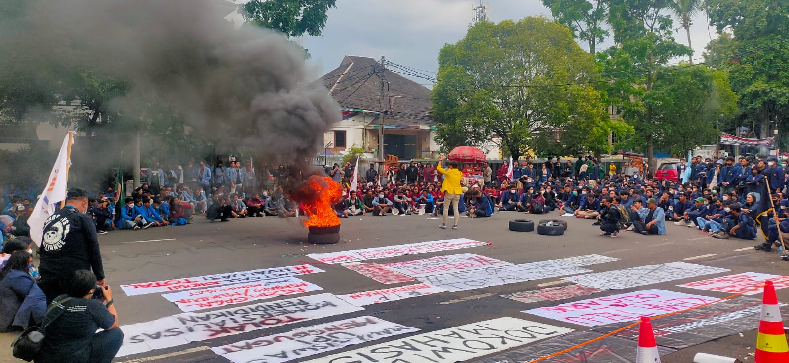 Manfaatkan Momen Sumpah Pemuda, Kelompok Mahasiswa Lakukan Aksi Terkait Kinerja Pemerintah