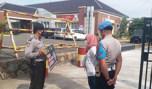 Ops Yustisi Polsek Dawuan Dorong Masyarakat Agar Sadar Prokes
